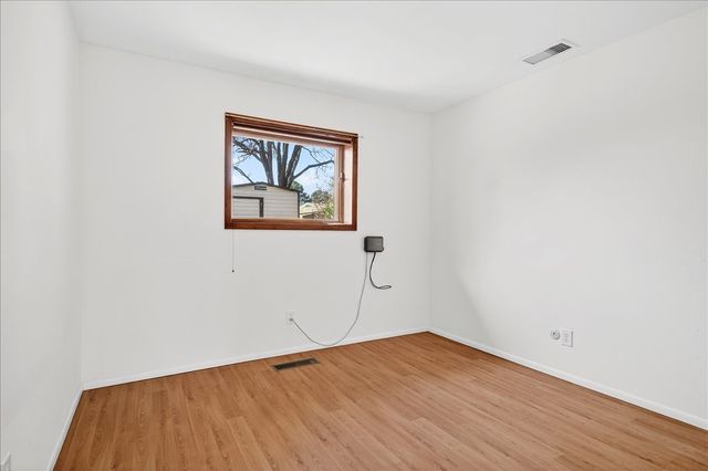 415 Cheryl Avenue, White Rock, NM 87547