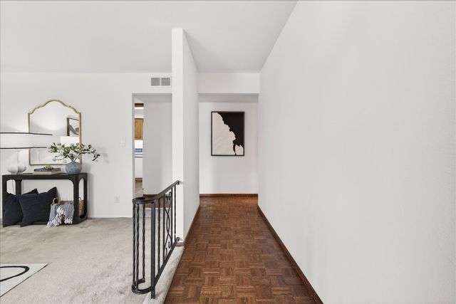 415 Cheryl Avenue, White Rock, NM 87547