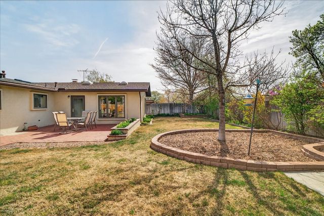 415 Cheryl Avenue, White Rock, NM 87547