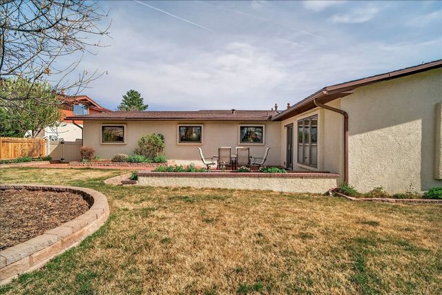 415 Cheryl Avenue, White Rock, NM 87547