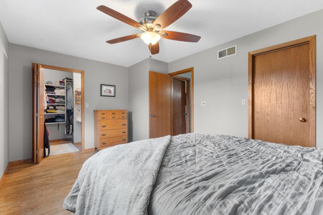 615 6th Street SW, Oronoco, MN 55960