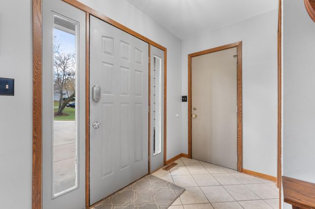 615 6th Street SW, Oronoco, MN 55960