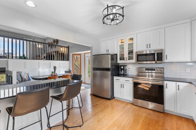 615 6th Street SW, Oronoco, MN 55960