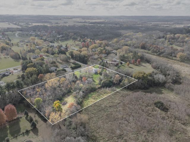 615 6th Street SW, Oronoco, MN 55960