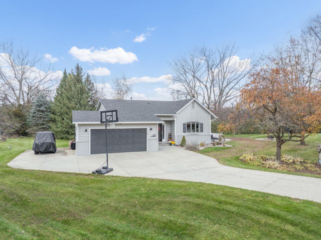 615 6th Street SW, Oronoco, MN 55960