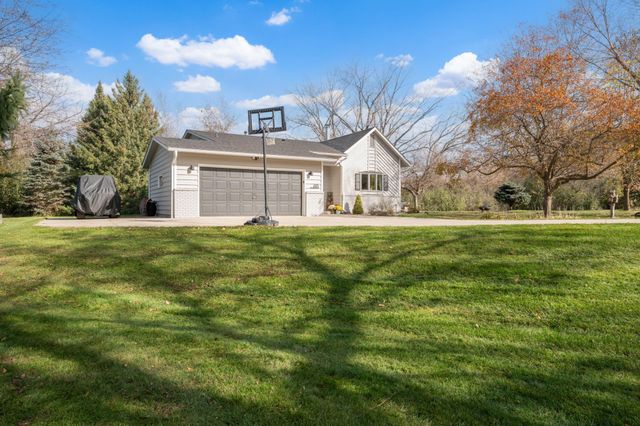 615 6th Street SW, Oronoco, MN 55960