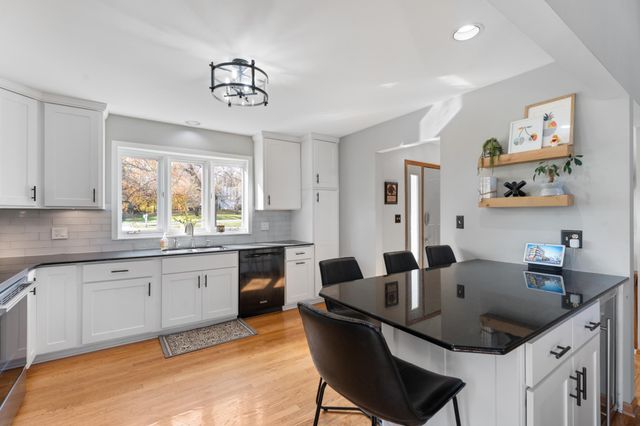 615 6th Street SW, Oronoco, MN 55960