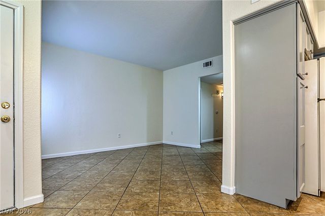 520 Arrowhead Trail 613, Henderson, NV 89015