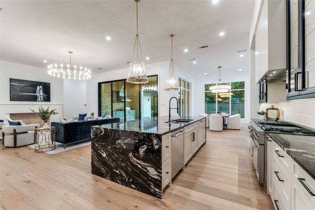 3788 Vinecrest Drive, Dallas, TX 75229