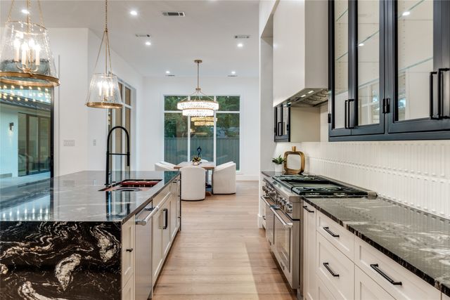 3788 Vinecrest Drive, Dallas, TX 75229