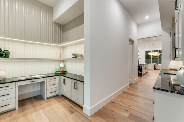 3788 Vinecrest Drive, Dallas, TX 75229