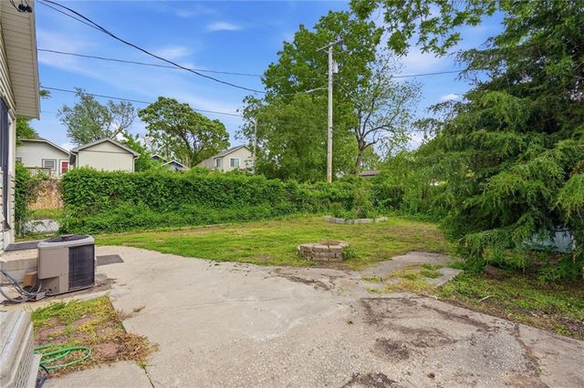 2901 W 43rd Terrace, Kansas City, KS 66103