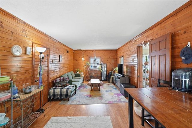 2901 W 43rd Terrace, Kansas City, KS 66103