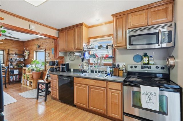 2901 W 43rd Terrace, Kansas City, KS 66103
