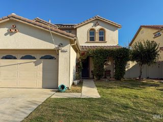 9412 Poseidon Street, Bakersfield, CA 93306