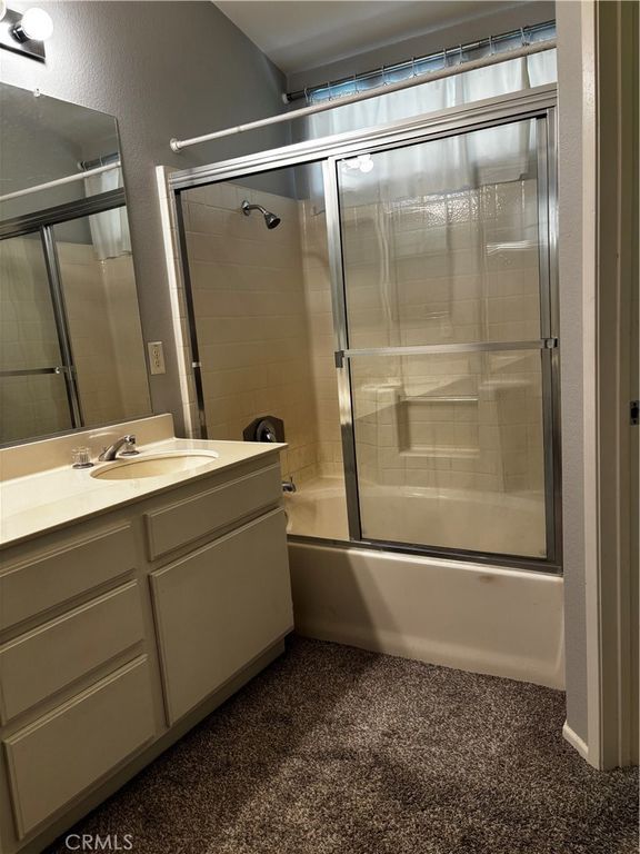 Image 11 of property listing at 18820 Applewood, Lake Elsinore, CA 92530