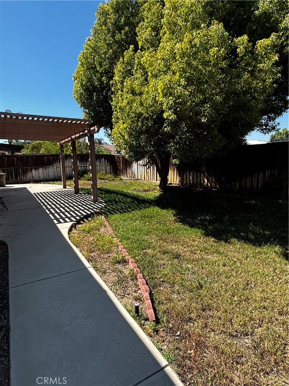 Image 19 of property listing at 18820 Applewood, Lake Elsinore, CA 92530