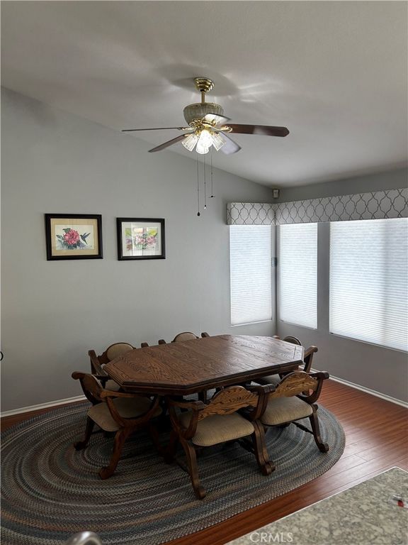Image 9 of property listing at 18820 Applewood, Lake Elsinore, CA 92530