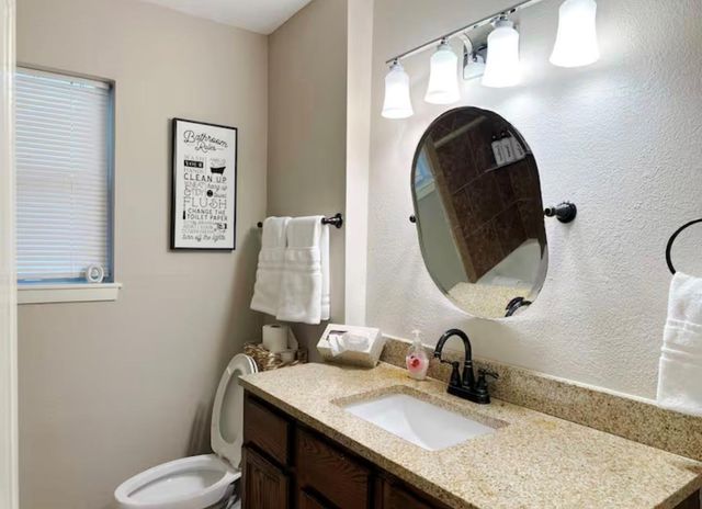 8714 Beechaven Road, La Porte, TX 77571