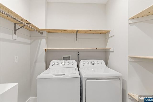 12 Dempsey Avenue A, Edgewater, NJ 07020