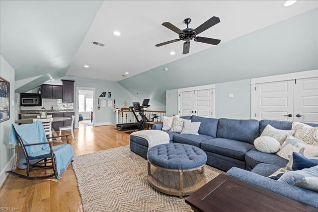 9542 28th Bay ST, Norfolk, VA 23518