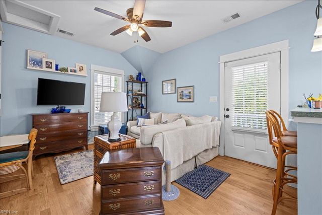 9542 28th Bay ST, Norfolk, VA 23518
