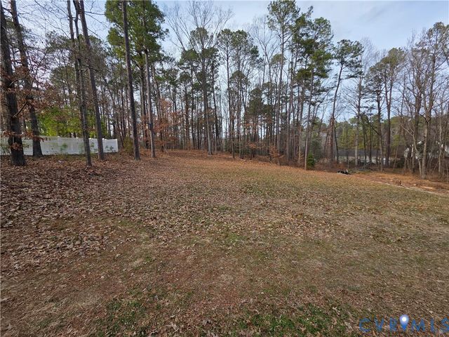 24824 Rock Rd, North Dinwiddie, VA 23803