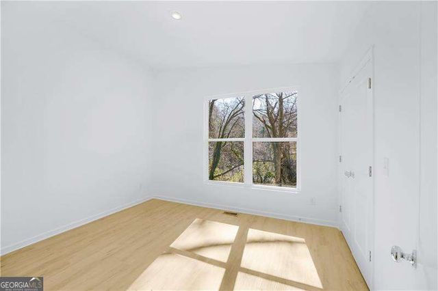 3213 McHenry Avenue, Scottdale, GA 30079