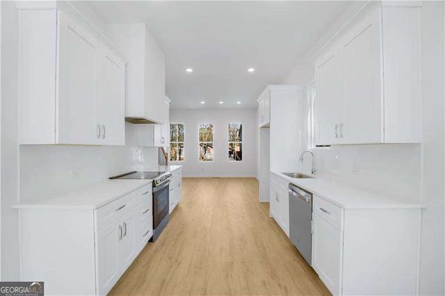 3213 McHenry Avenue, Scottdale, GA 30079