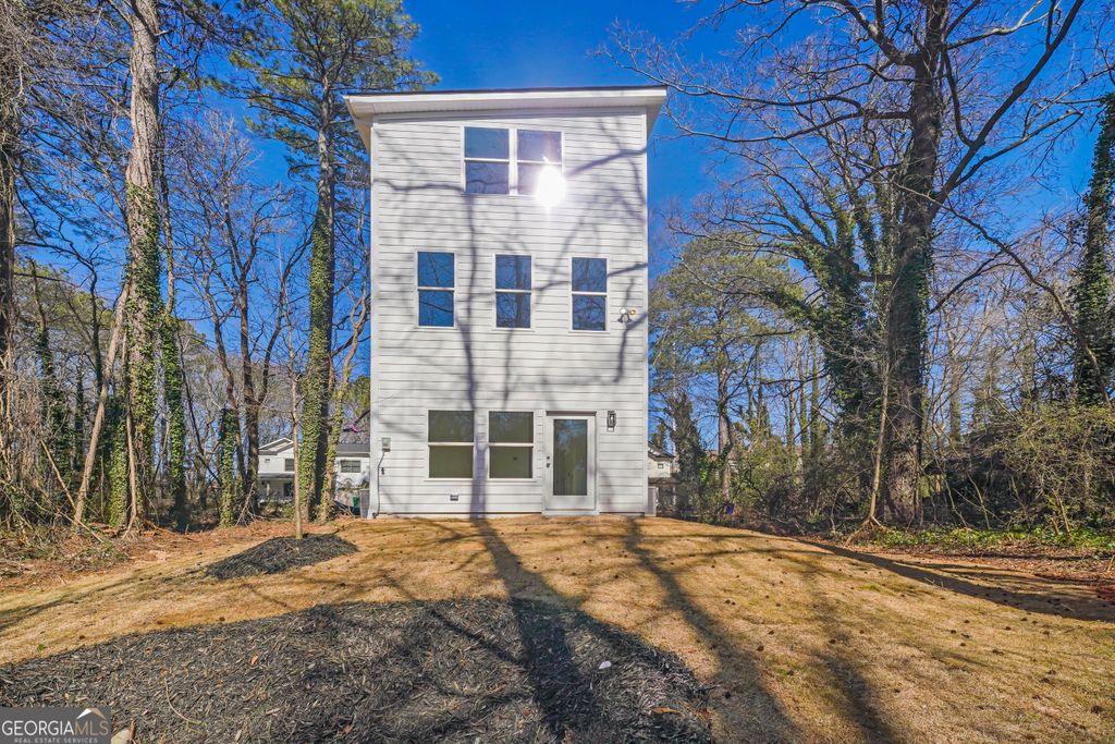 3213 McHenry Avenue, Scottdale, GA 30079