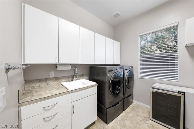 2304 Indigo Island Street, Henderson, NV 89044