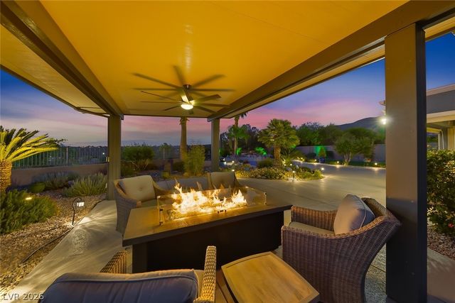 2304 Indigo Island Street, Henderson, NV 89044