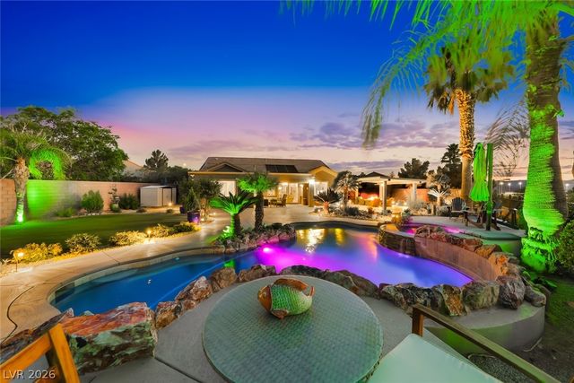 2304 Indigo Island Street, Henderson, NV 89044