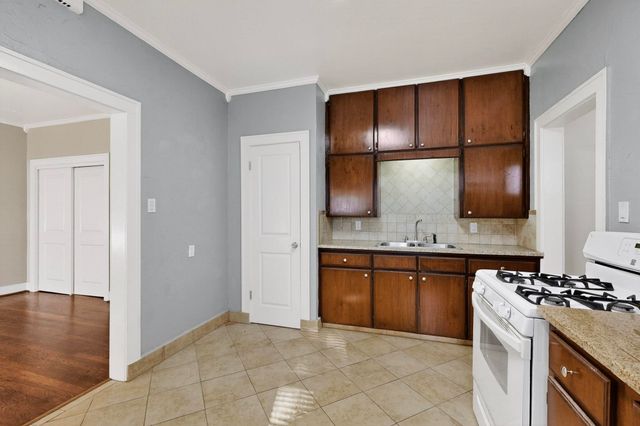 5934 Velasco Avenue, Dallas, TX 75206
