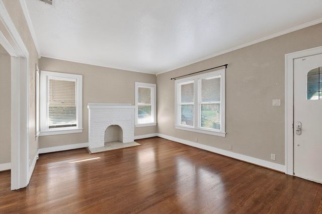 5934 Velasco Avenue, Dallas, TX 75206