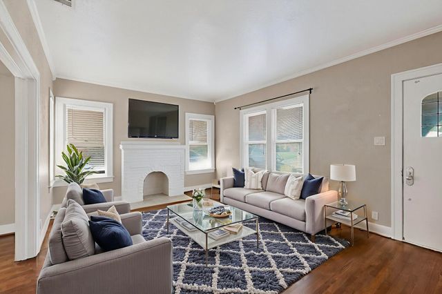 5934 Velasco Avenue, Dallas, TX 75206