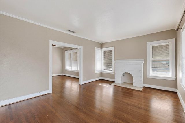 5934 Velasco Avenue, Dallas, TX 75206