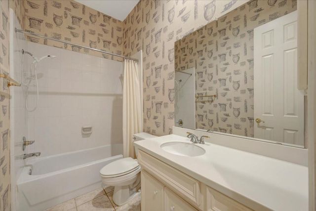 15511 Pinenut Bay Court, Houston, TX 77059