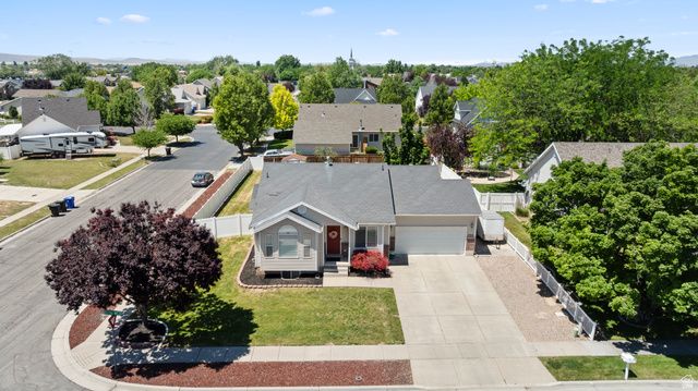 1364 S 1700 W, Syracuse, UT 84075