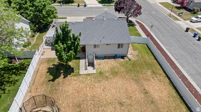 1364 S 1700 W, Syracuse, UT 84075