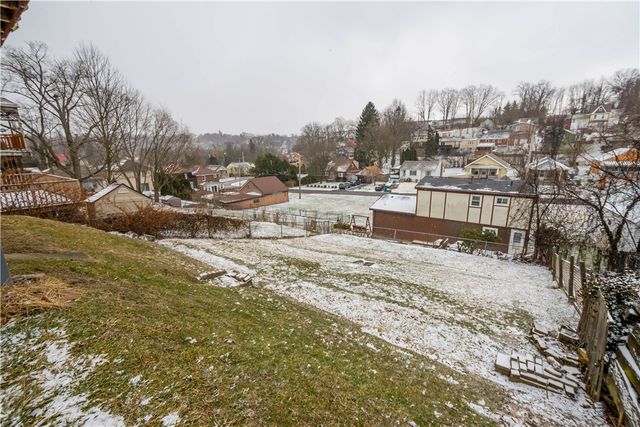 3121 May St, Castle Shannon, PA 15234