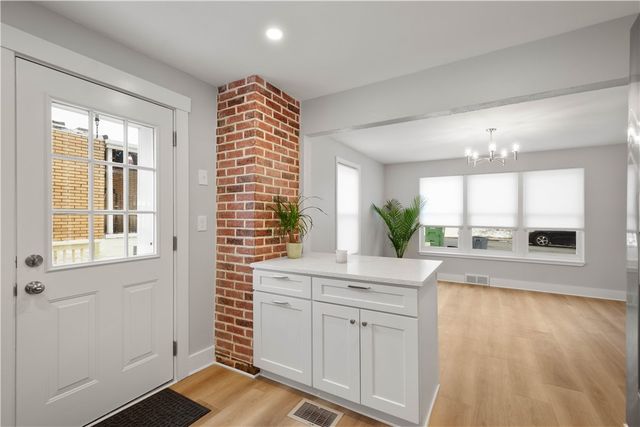 3121 May St, Castle Shannon, PA 15234