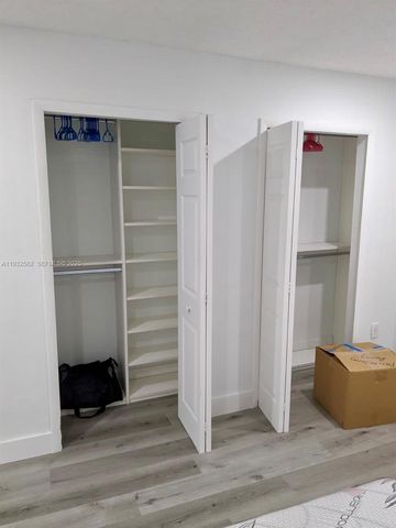 7956 W 29th Ln 201-5, Hialeah, FL 33018