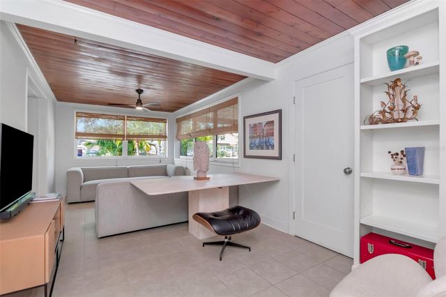 6208 S JONES ROAD, Tampa, FL 33611