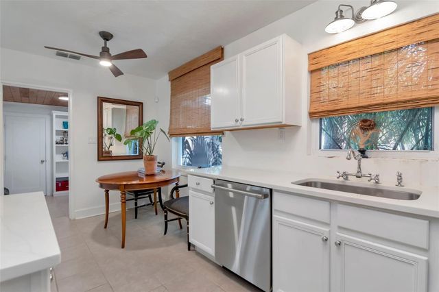 6208 S JONES ROAD, Tampa, FL 33611