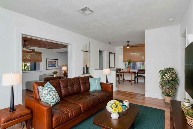 6208 S JONES ROAD, Tampa, FL 33611