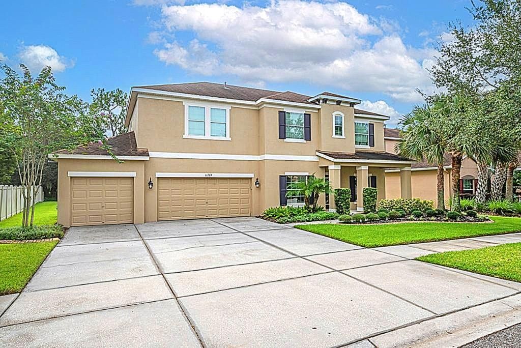 11209 COVENTRY GROVE CIRCLE, Lithia, FL 33547