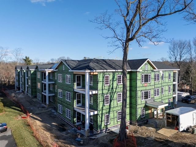 93 Bedford Street 108, Lexington, MA 02420