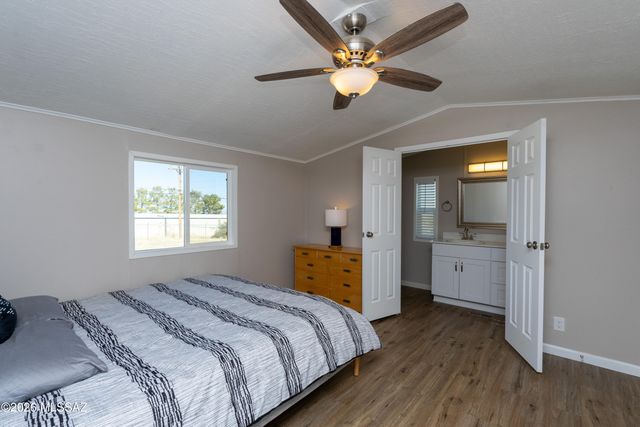 3880 E Astro Street, Hereford, AZ 85615