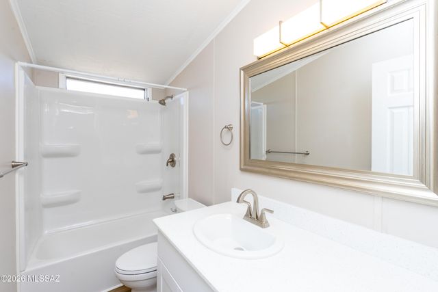 3880 E Astro Street, Hereford, AZ 85615